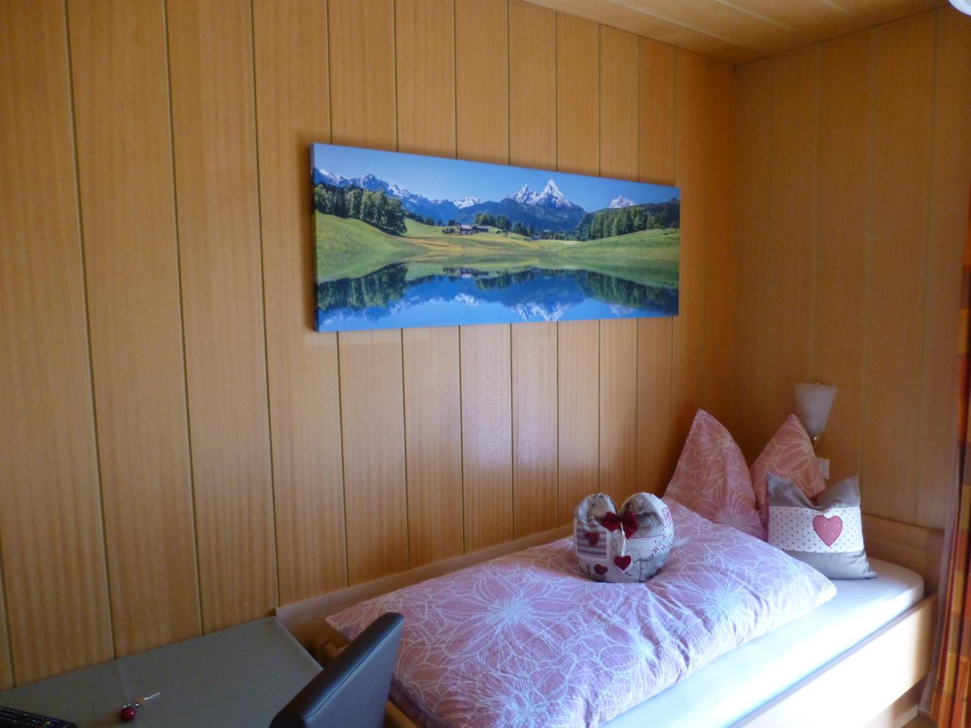 Garni Helfer Bed and Breakfast Dobbiaco Eksteriør billede
